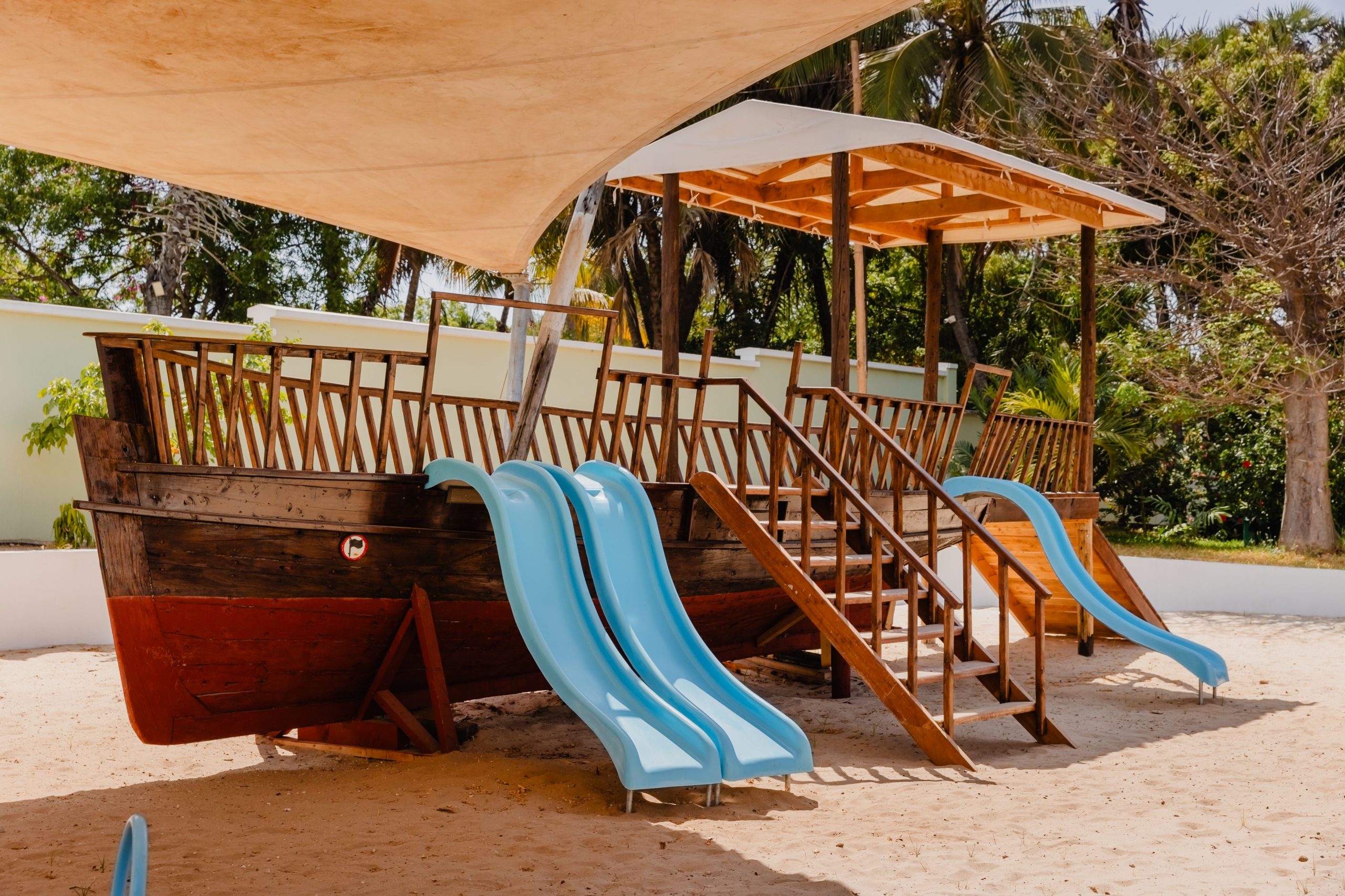 Kids club playground 6