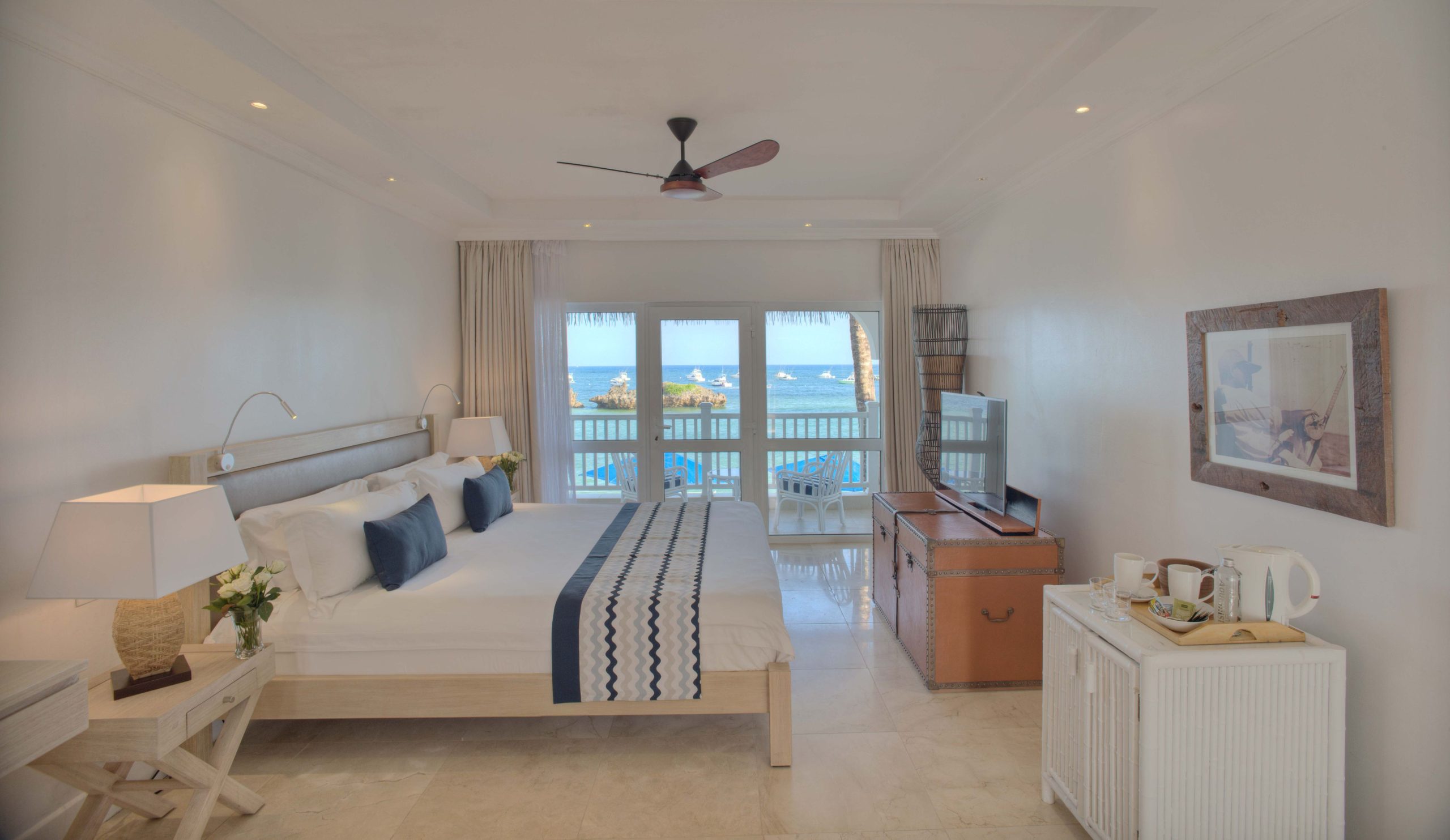 North wing deluxe ocean room interior
